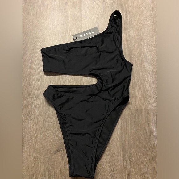 NWT Motel Velora black one piece swimsuit - Picture 3 of 6